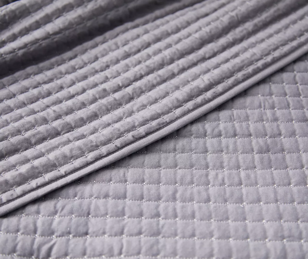 Pebbled 3-Piece Quilt Set 15 Pebbled 3-Piece Quilt Set - Image 15