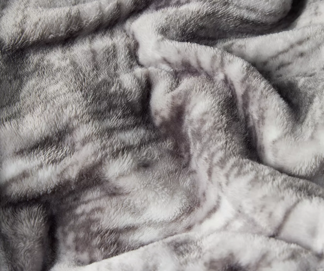 Gray & White Herringbone Twin/Full Plush Velvet Blanket 3 Gray & White Herringbone Twin/Full Plush Velvet Blanket - Image 3