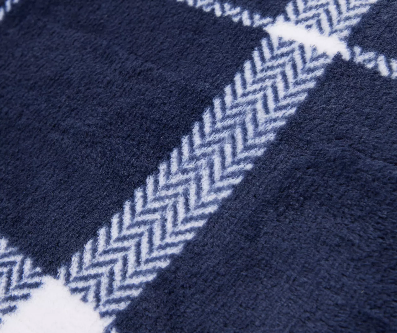 Navy & White Plaid Twin/Full Velvet Plush Blanket 3 Navy & White Plaid Twin/Full Velvet Plush Blanket - Image 3